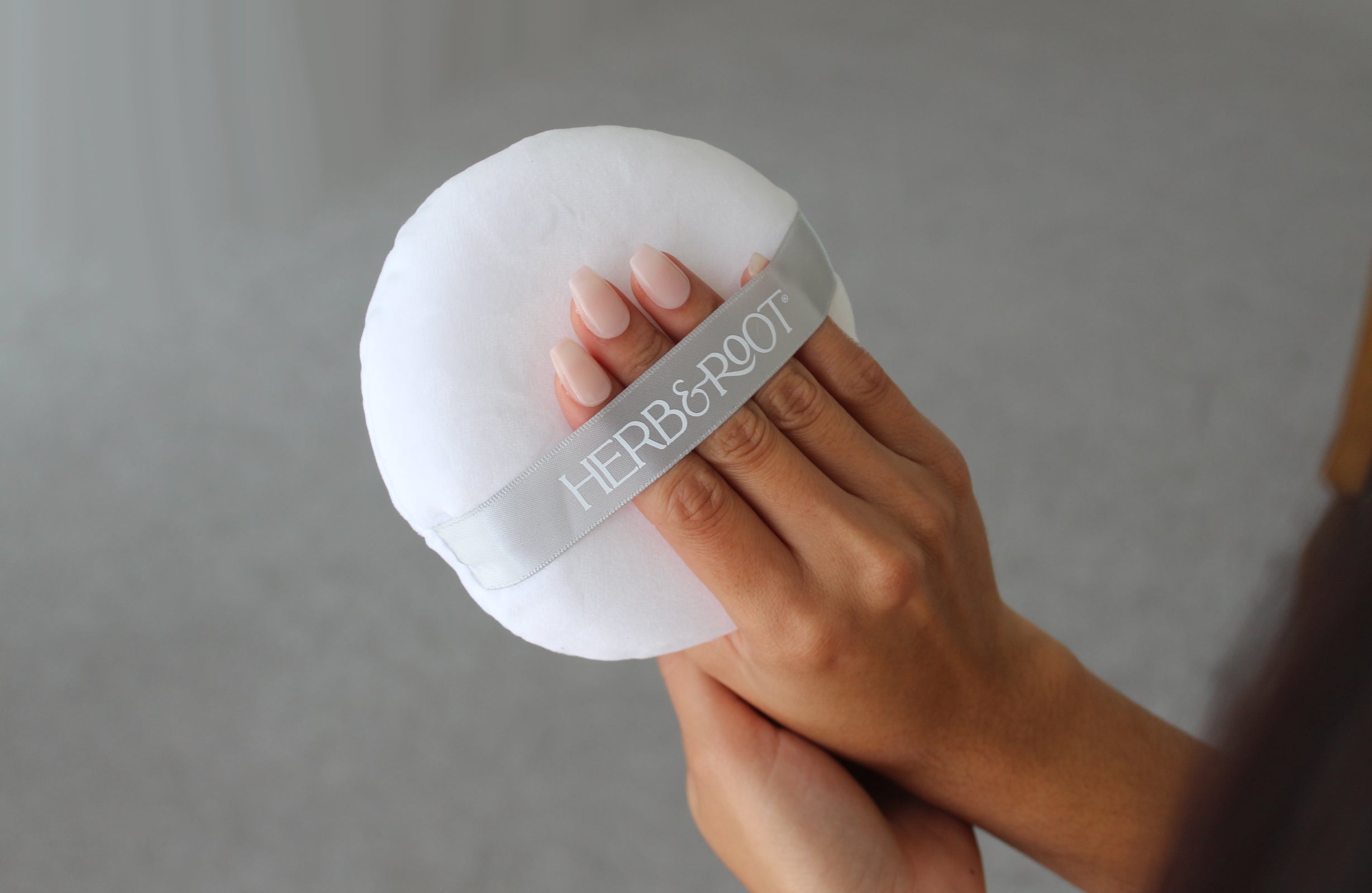 Dusting Powder Puff + Satin Travel Case- Extra large soft puff for ...